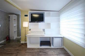 Crib 49 Guesthouse - Foreigner Only Seoul Ngoại thất bức ảnh